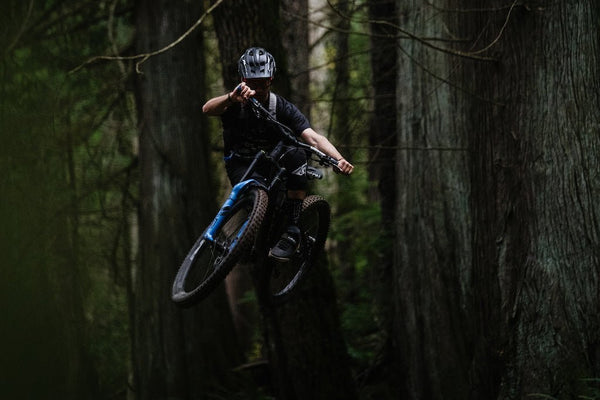 Raw Video: Rémy Metailler Smashes the Trails at Vedder Mountain - OneUp Components International
