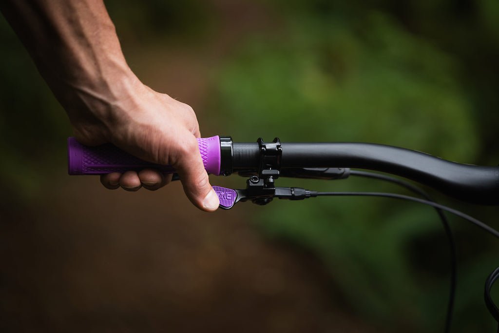 Oneup Clips OneUp Components Announces New V3 Remote