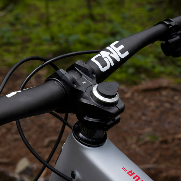 V2 Carbon Handlebar Bundle